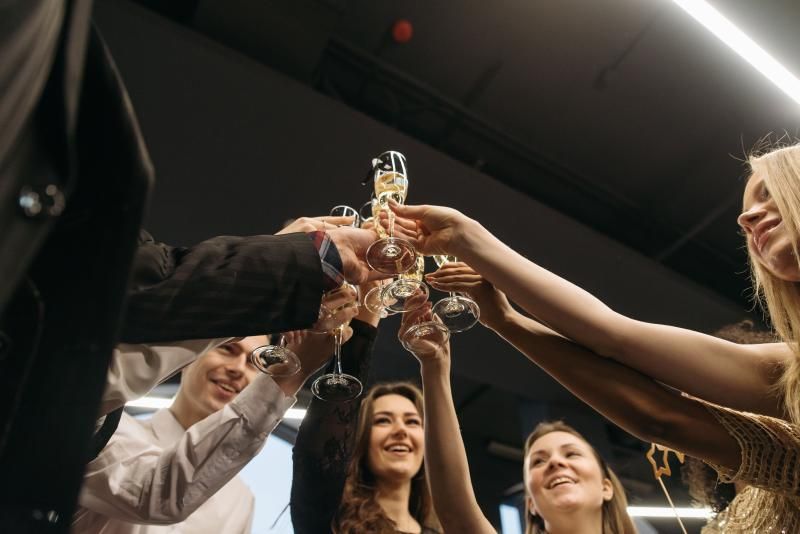IWSR: nuovo rapporto ribalta la “narrativa” sui consumi della Gen Z IWSR: nuovo rapporto ribalta la “narrativa” sui consumi della Gen Z